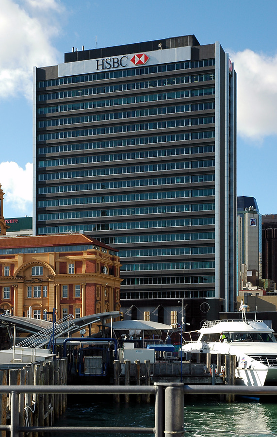 HSBC Building by Jonathan Smith