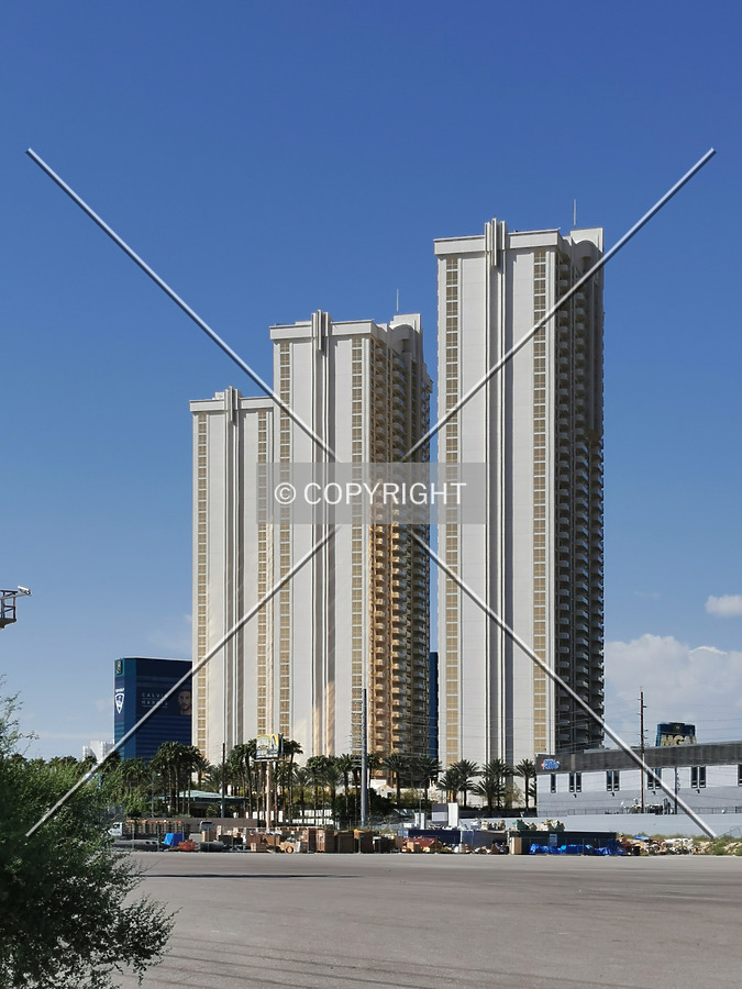 The Signature at MGM Grand - Tower II by Nephilim