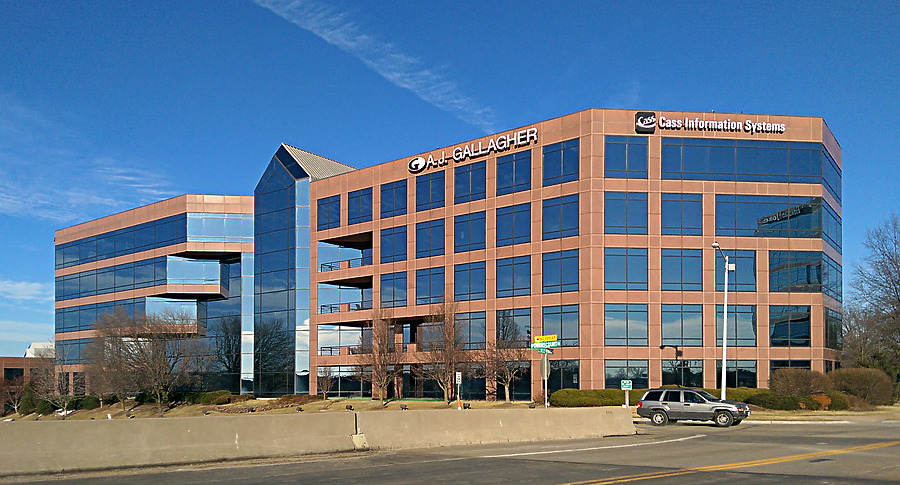 Manchester/270 Office Center I by Ryan Hildebrand