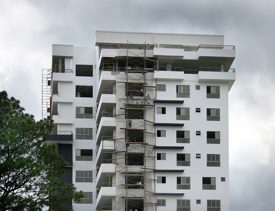 Condominio Las Vistas by Jim Schwartz