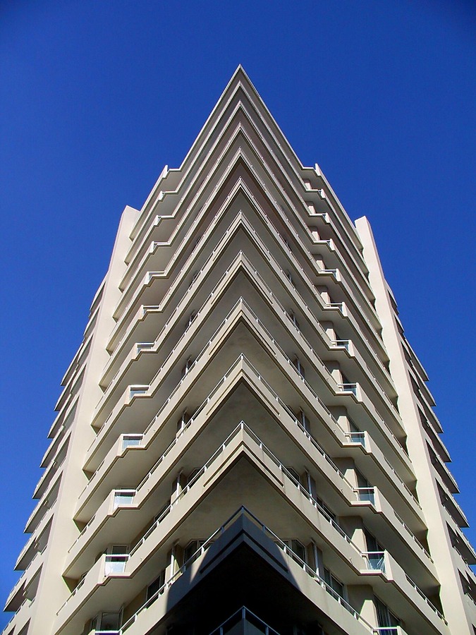 Trident Apartments by John Bek