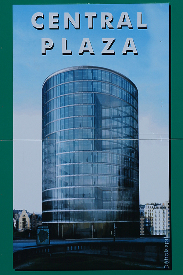 Central Plaza by Michiel van Dijk