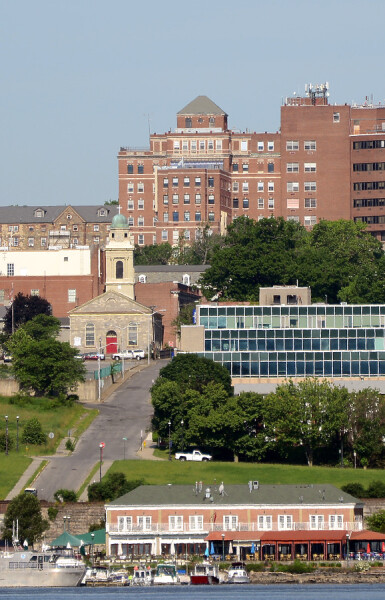 St. Luke's Cornwall Hospital