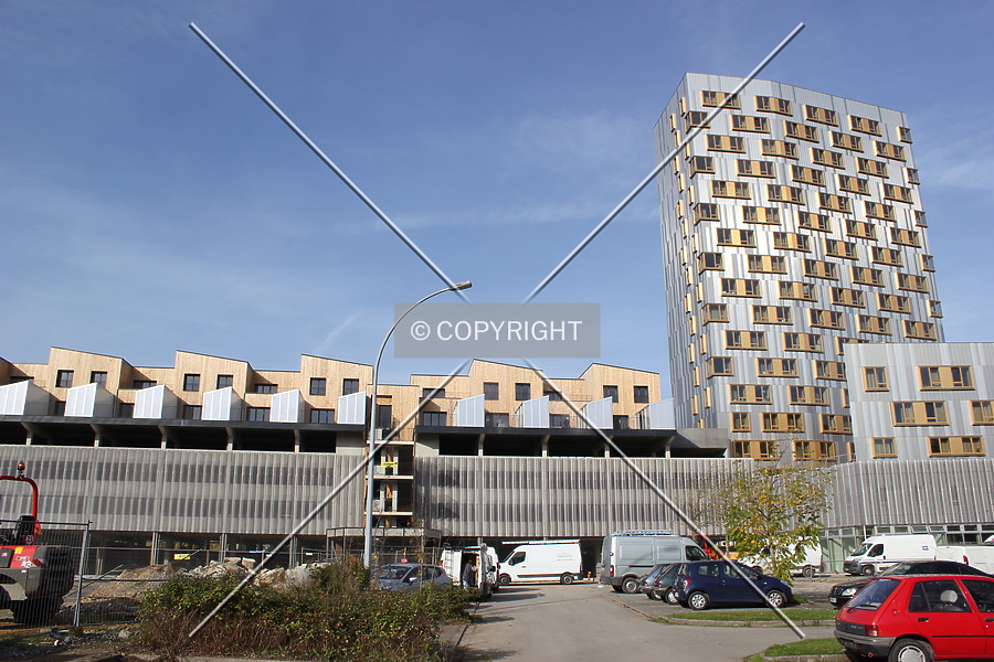 Tour Michel Denis by Florian Barbier