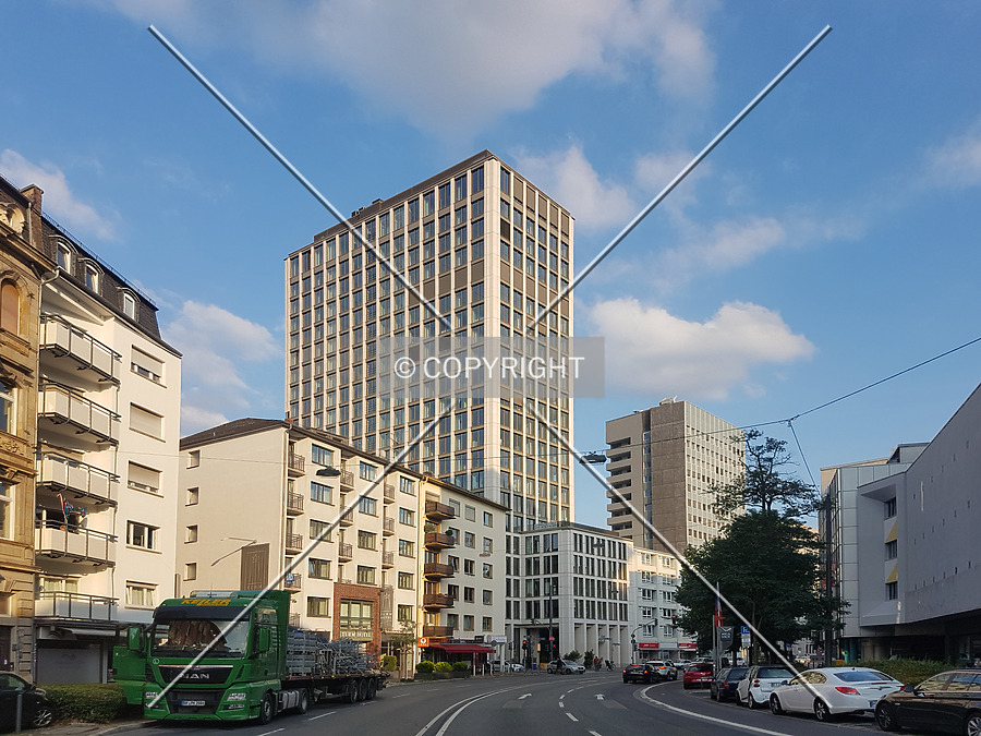 Turm Center by Nephilim