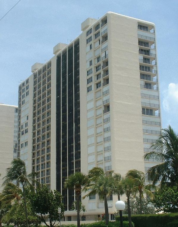 Ocean Towers II by Paul Cucuzza