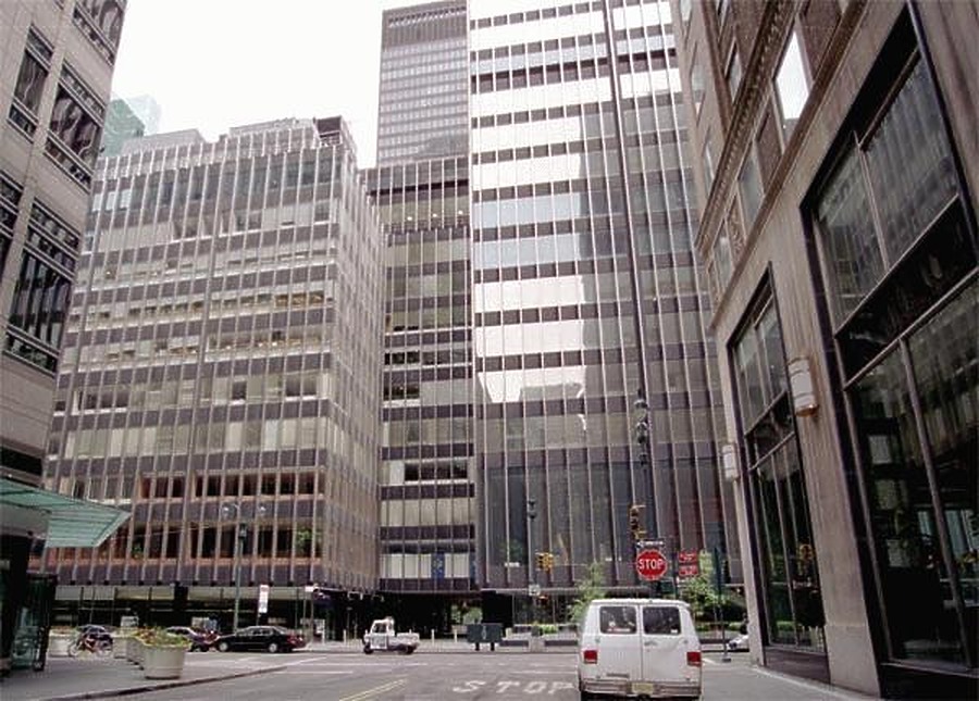 JPMorgan Chase Tower by Scott Murphy