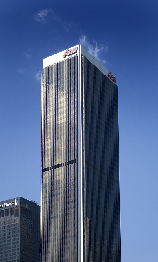 Aon Center by Jim Schwartz