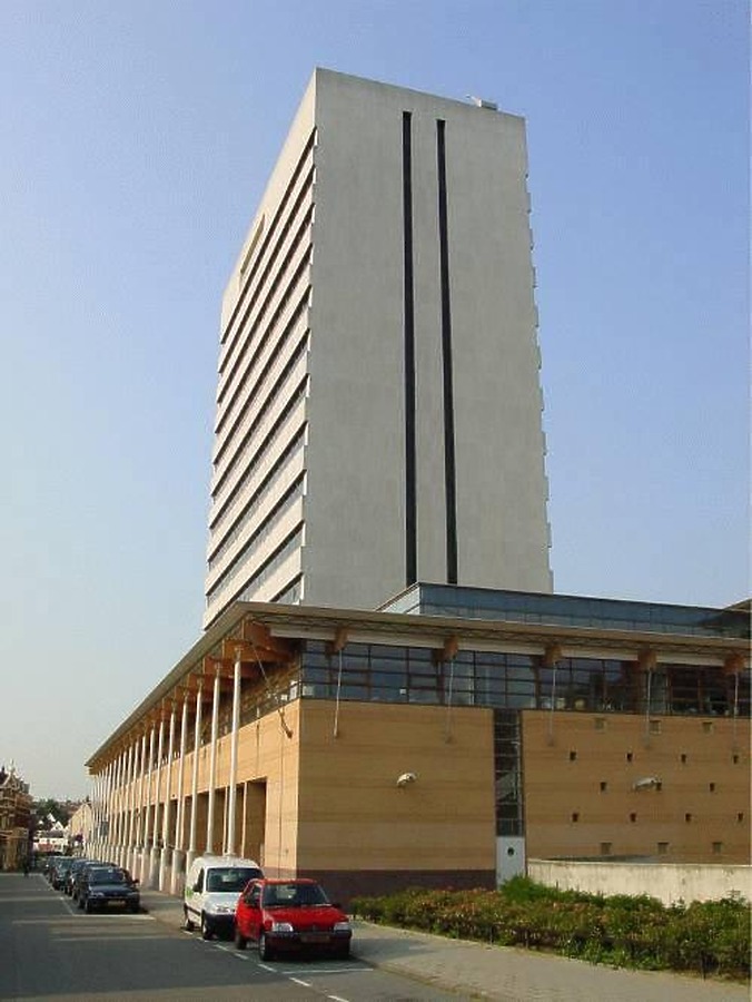 Stadskantoor by Michiel van Dijk