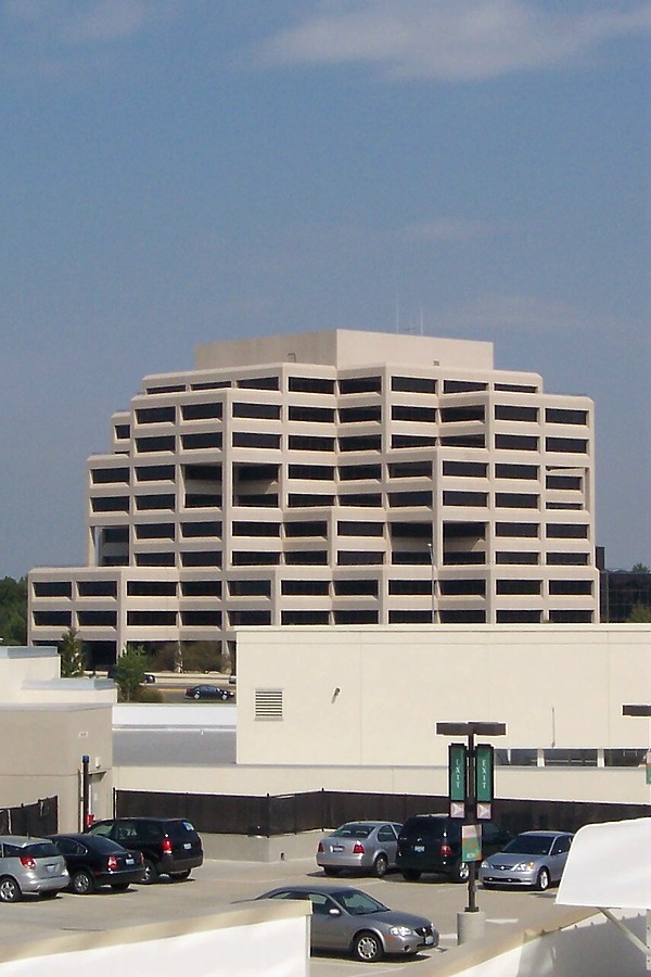 Edward Jones Building by Ryan Hildebrand