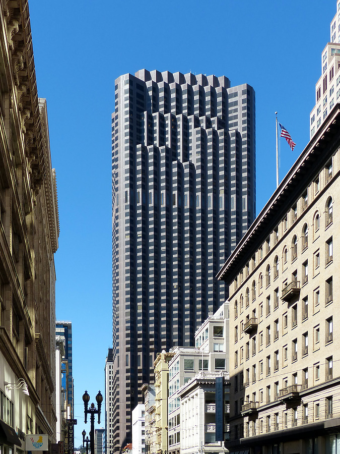 555 California Street by Nate Lindsey