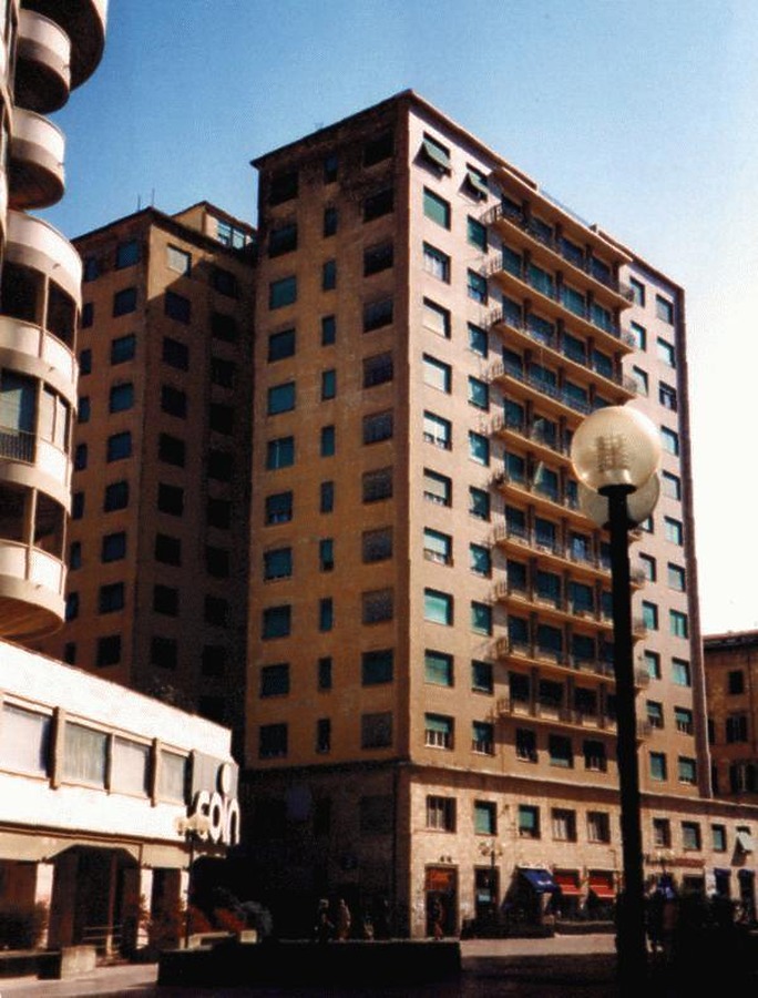 Il Grattacielo by Edoardo Marchetti