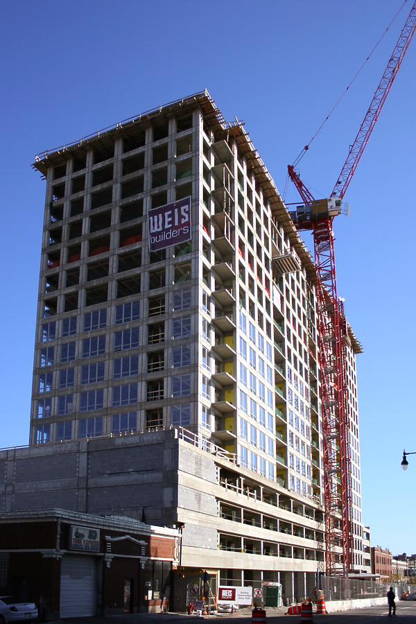 415 Premier Apartments by Daniel Kieckhefer