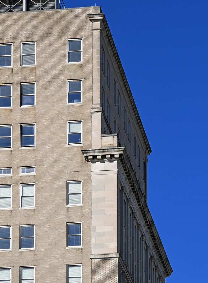 Nissen Building by John W. Cahill