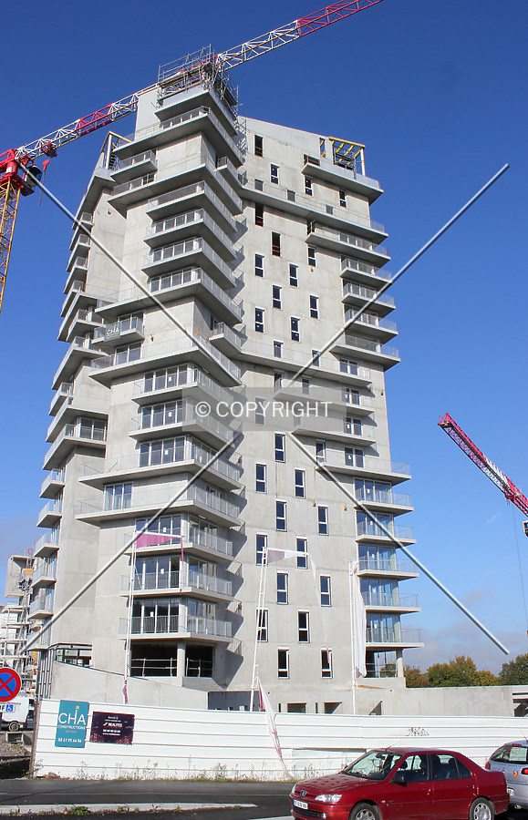 Le Chromosome by Florian Barbier