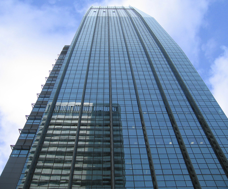 AIG Tower by Wilson Ling