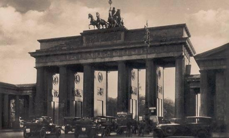 Brandenburger Tor by Markus Burger