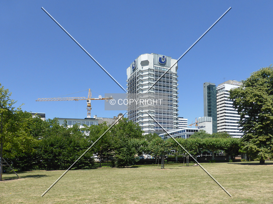 Union Investment-Hochhaus by Nephilim