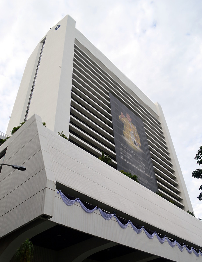 Bangkok Bank Building by Huopa