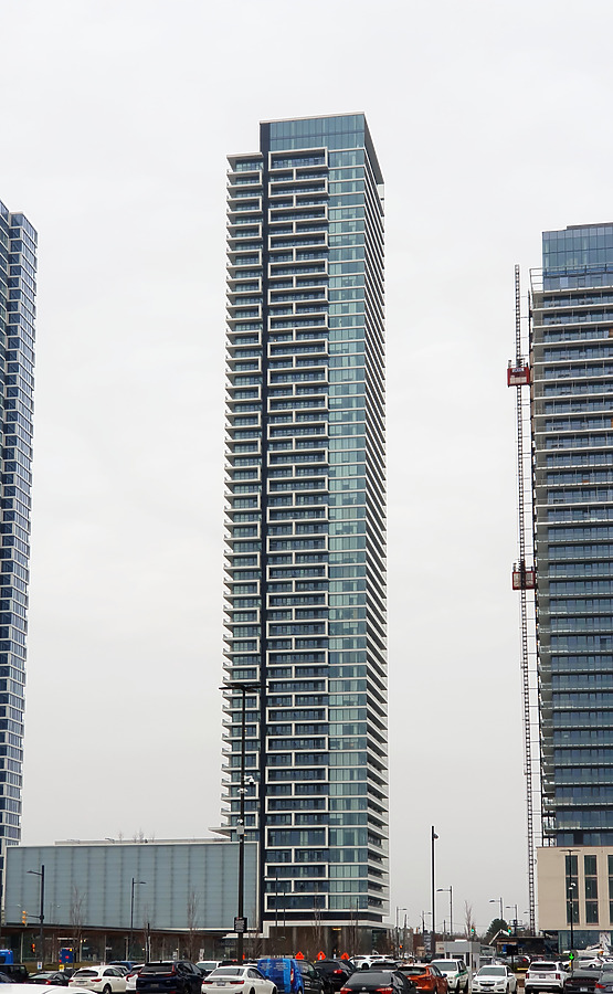 Transit City Condos III by Huopa