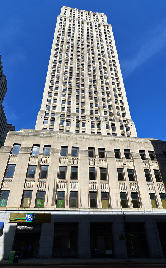 Gulf Tower by John W. Cahill