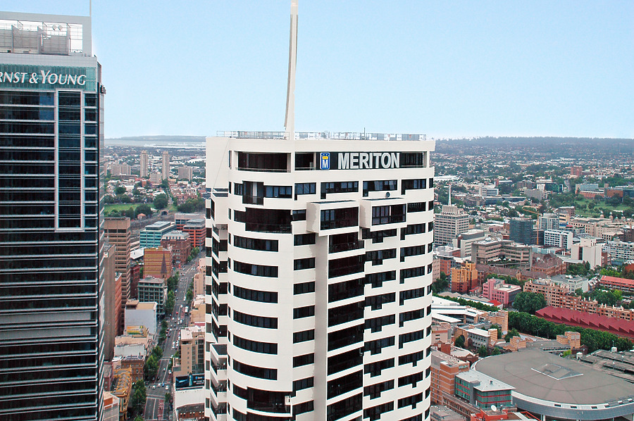 Meriton Tower by John Bek