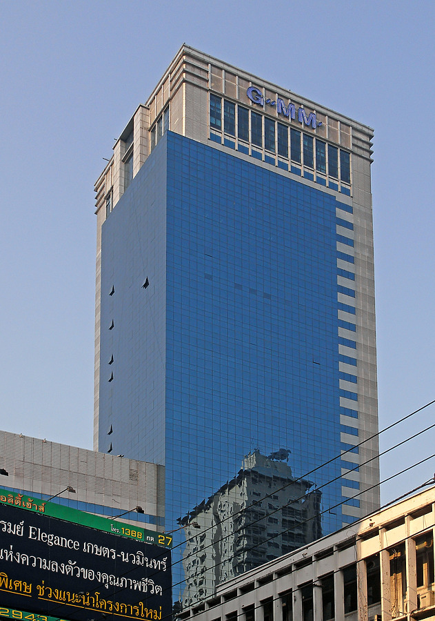 GMM Grammy Place by Horst Kiechle
