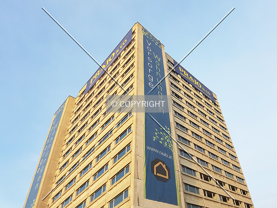 Airo Tower Hotel by Nephilim