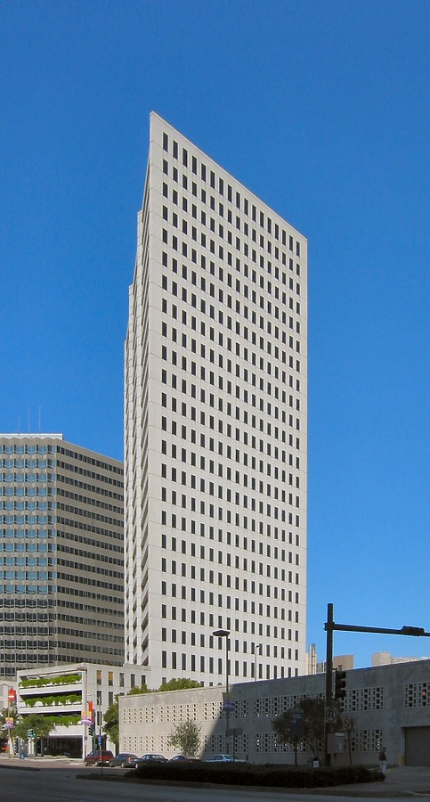 1515 Poydras by James Peacock