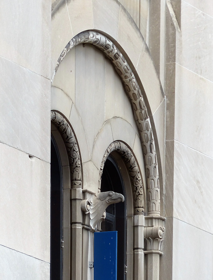 PNC Bank Building by Nate Lindsey