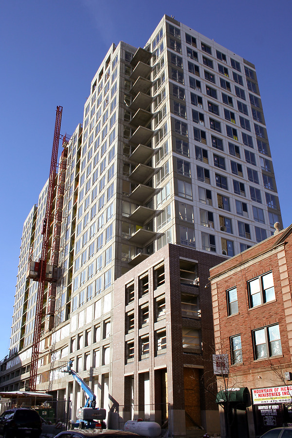 415 Premier Apartments by Daniel Kieckhefer