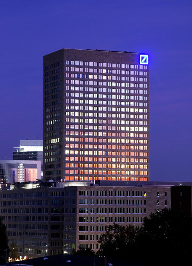 IBC Tower by Huopa