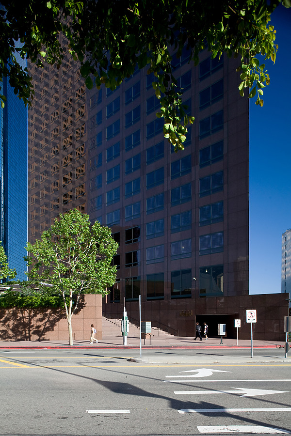 KPMG Tower by Pavel Toczynski