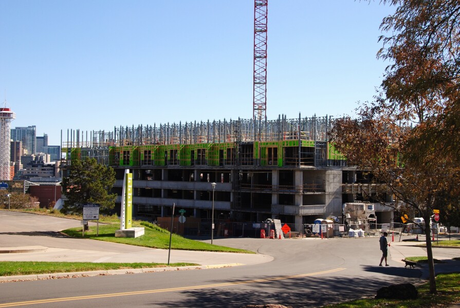 281-077-825