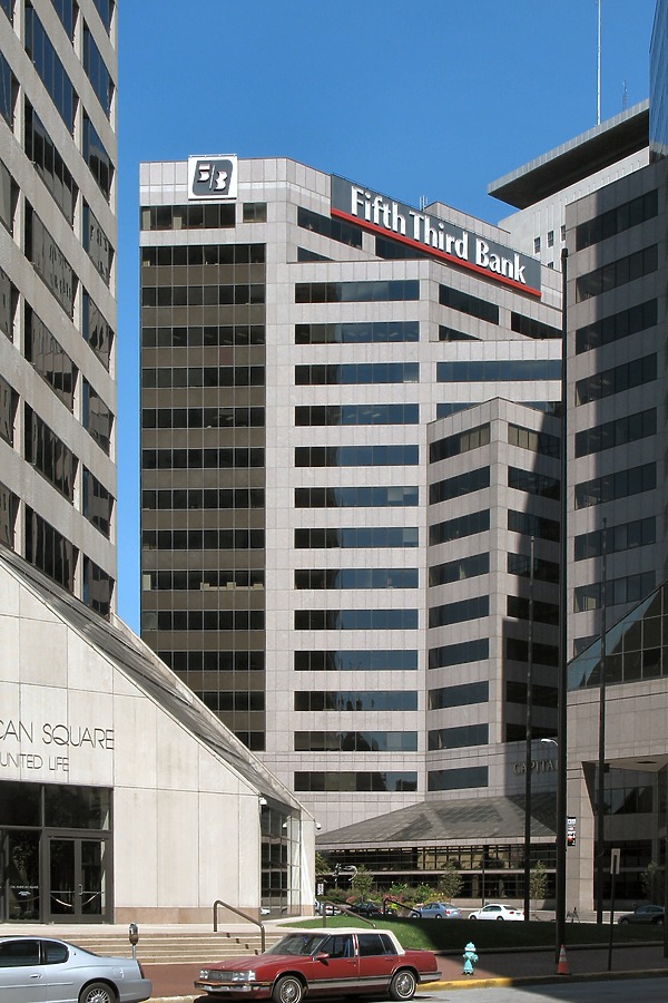 Fifth Third Bank Tower by James Peacock
