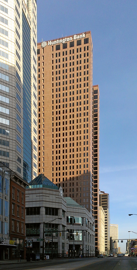 Huntington Center by Ryan Hildebrand