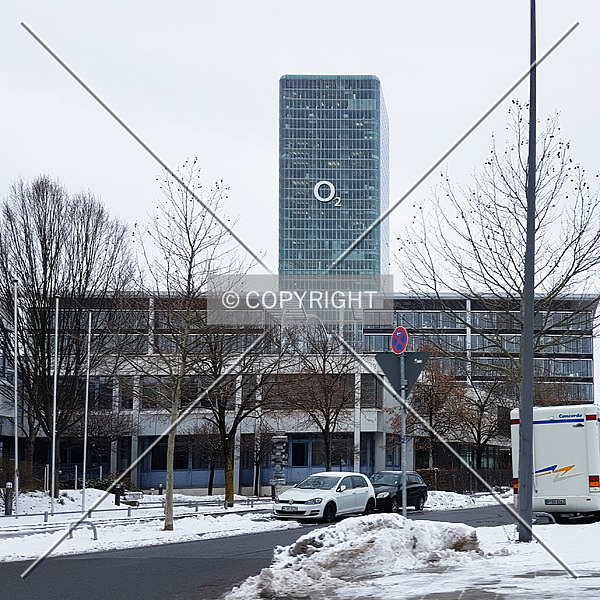 Hochhaus Uptown München by Nephilim