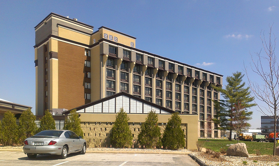 Holiday Inn - Airport West / Earth City by Ryan Hildebrand