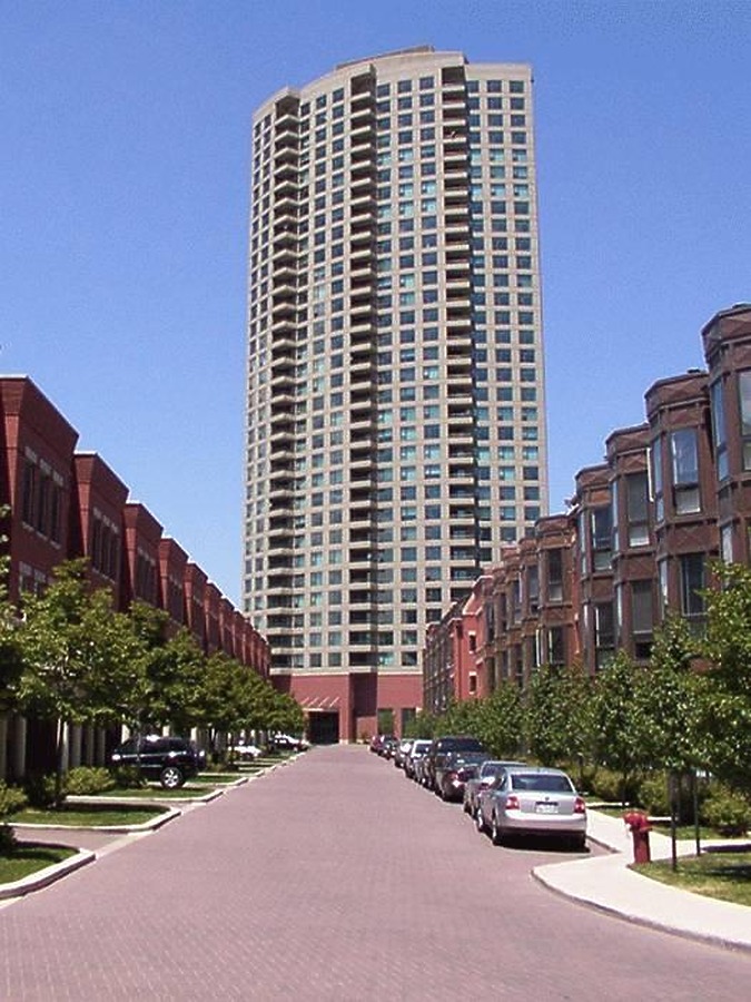 Kinzie Park Tower by Daniel Kieckhefer