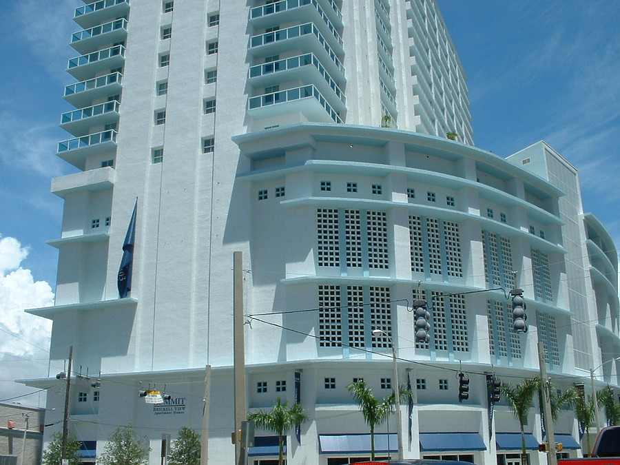 Vue at Brickell by Paul Cucuzza