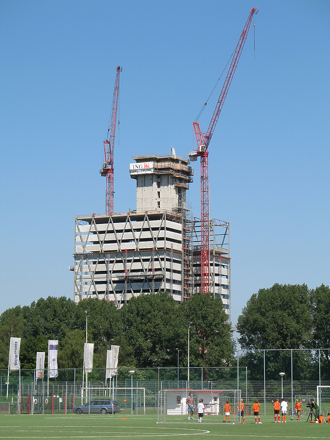 Ernst & Young by Michiel van Dijk