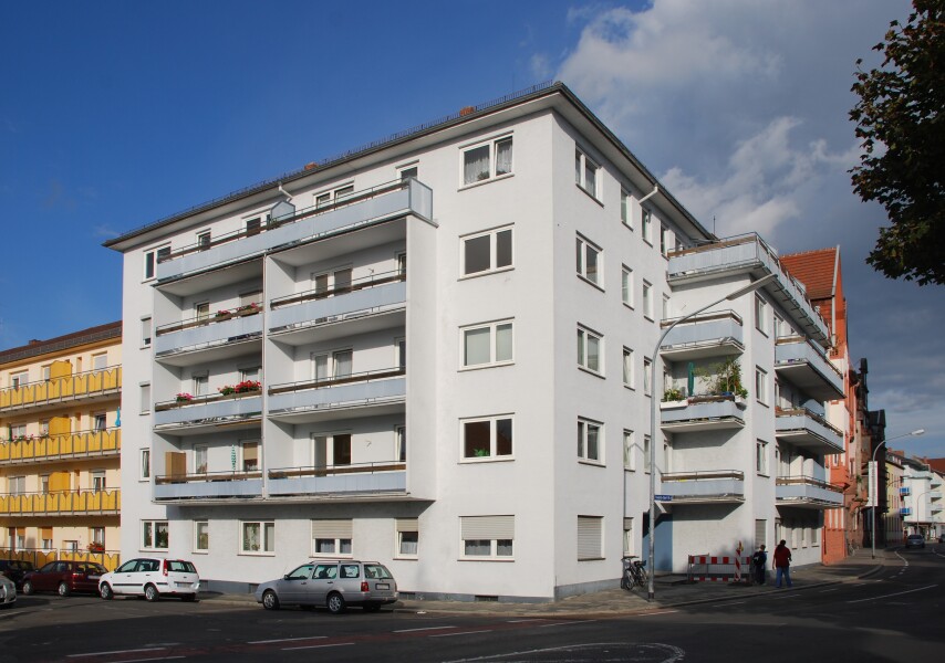Friedrich-Ebert-Straße 68