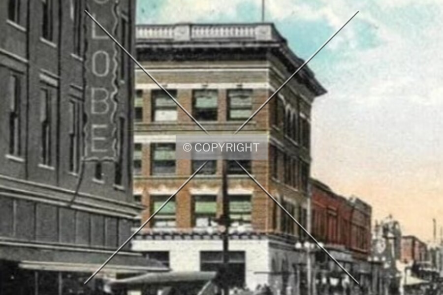 Globe Building