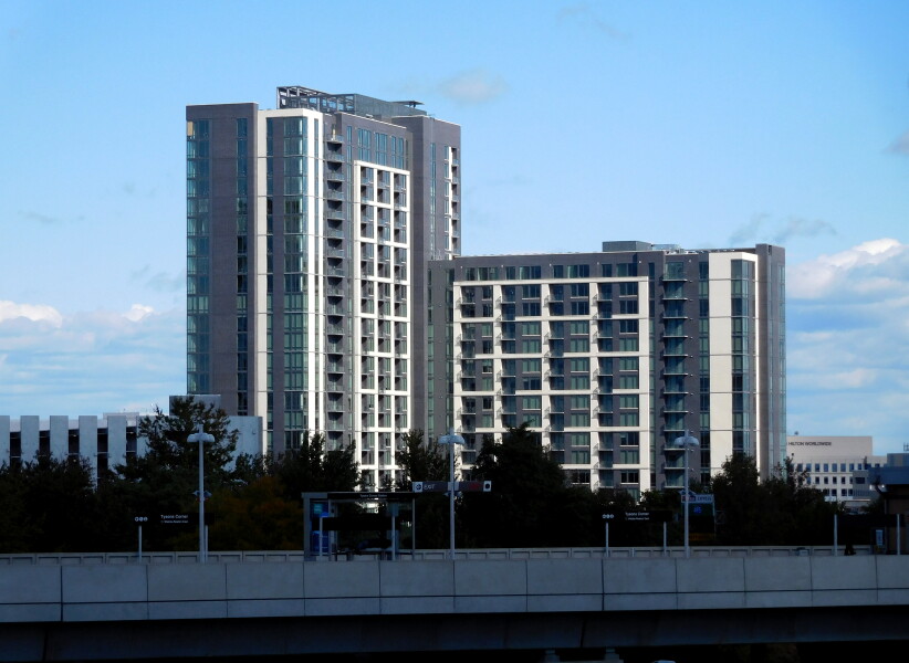 Nouvelle at Arbor Row