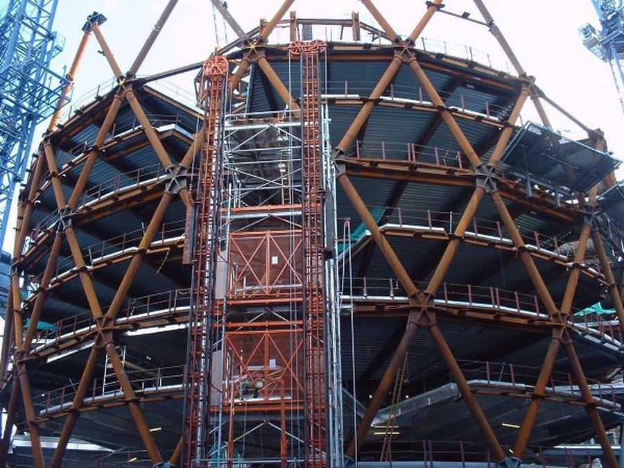 30 St Mary Axe by Jonathan Smith