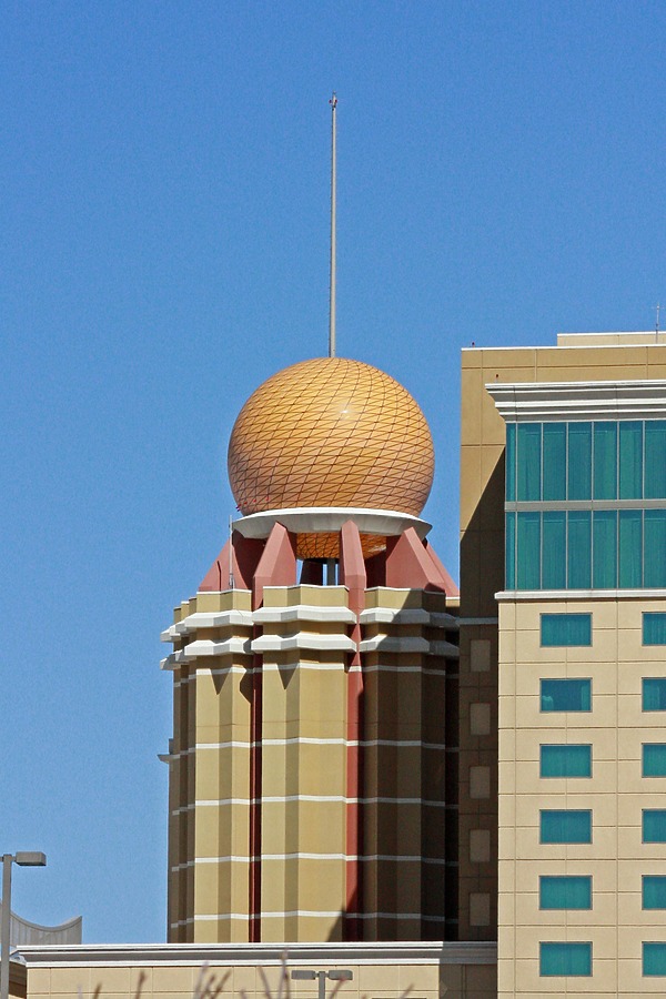 Hollywood Casino - Sunset Tower by Ryan Hildebrand