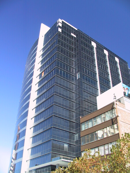 100 Pacific Highway