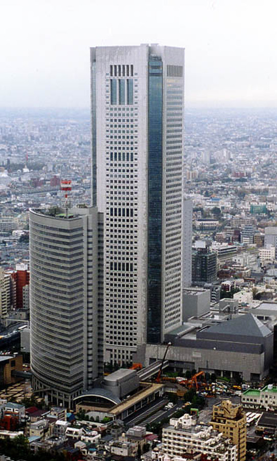 Tokyo Opera City Tower by Scott Murphy