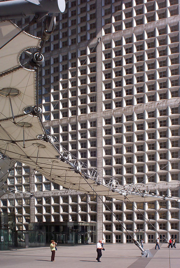 La Grande Arche by Pavel Toczynski