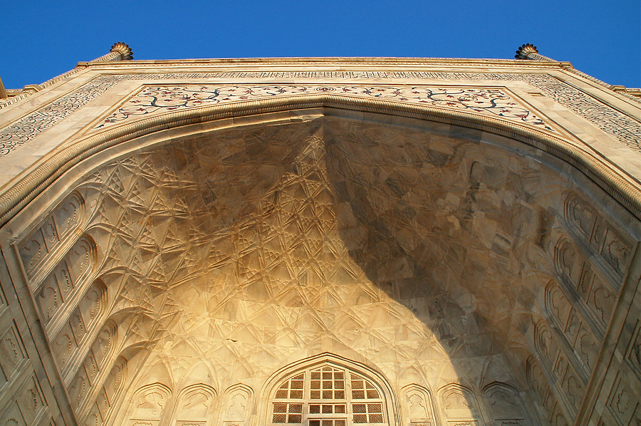 Taj Mahal by John Bek